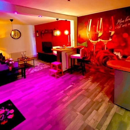 Suite Avec Jacuzzi Et Sauna Privee Evreux Exterior photo
